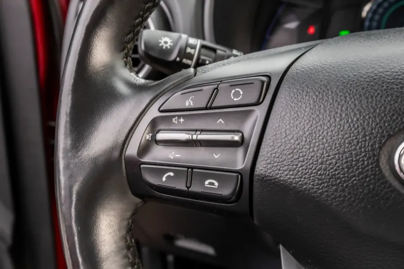 Hyundai KONA din 2020 cu 39.900 km - oferta HYU129456 - foto 23