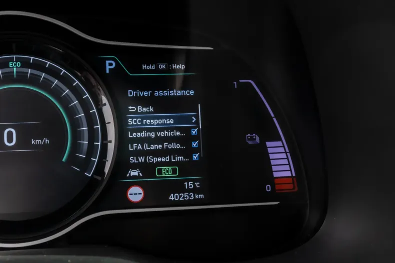 Hyundai KONA din 2020 cu 39.900 km - oferta HYU129456 - foto 33