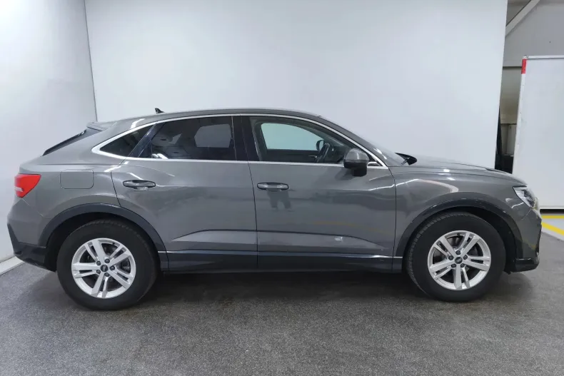 Audi Q3 din 2021 cu 120.000 km - oferta AUD129459 - foto 8