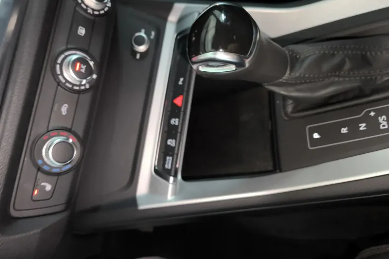 Audi Q3 din 2021 cu 120.000 km - oferta AUD129459 - foto 12