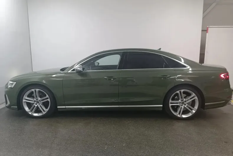 Audi S8 din 2022 cu 14.900 km - oferta AUD129467 - foto 2