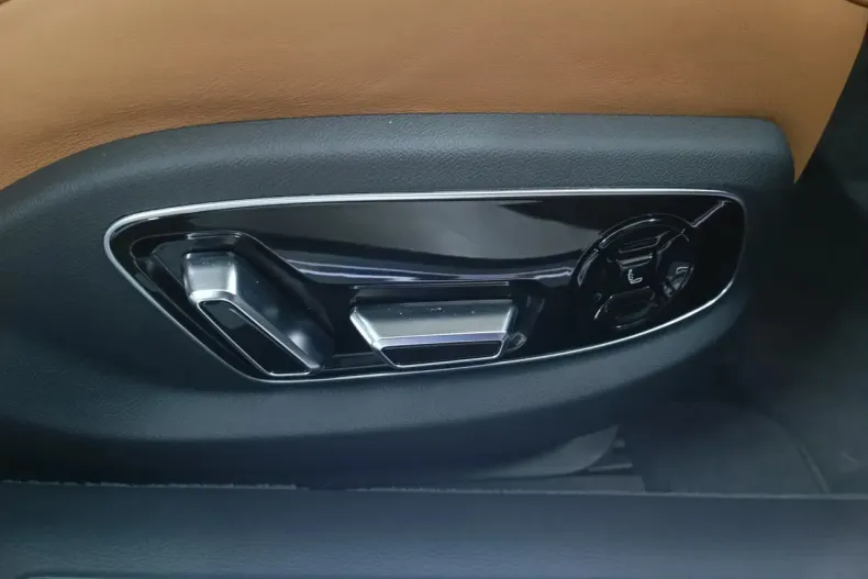 Audi S8 din 2022 cu 14.900 km - oferta AUD129467 - foto 11