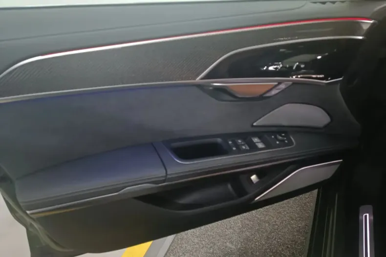 Audi S8 din 2022 cu 14.900 km - oferta AUD129467 - foto 14