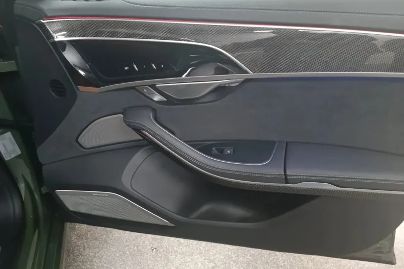 Audi S8 din 2022 cu 14.900 km - oferta AUD129467 - foto 16