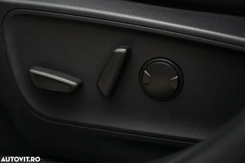 Ford Kuga din 2023 cu 55.964 km - oferta FOR129472 - foto 23