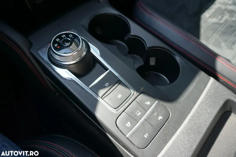 Ford Kuga din 2022 cu 37.774 km - oferta FOR129474 - foto 9