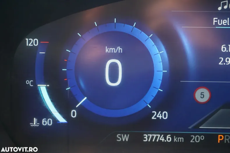 Ford Kuga din 2022 cu 37.774 km - oferta FOR129474 - foto 12