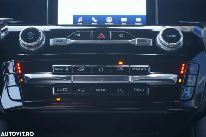 Ford Explorer din 2022 cu 43.826 km - oferta FOR129480 - foto 11