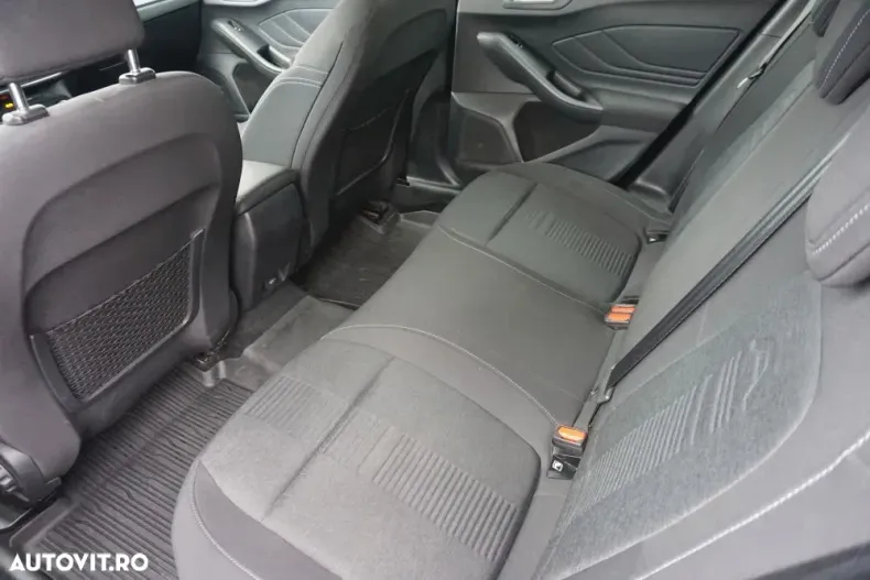 Ford Focus din 2019 cu 74.436 km - oferta FOR129487 - foto 18