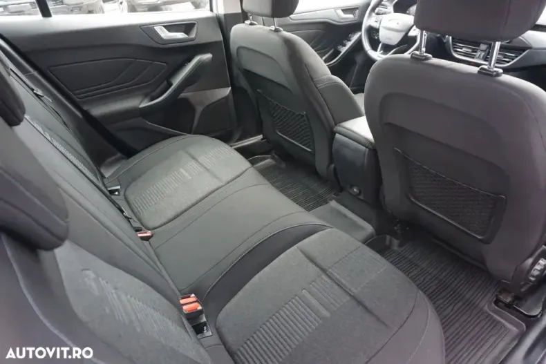 Ford Focus din 2019 cu 74.436 km - oferta FOR129487 - foto 19