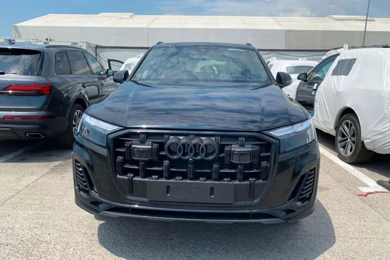 Audi Q7 din 2024 cu 10 km - oferta AUD129493 - foto 1