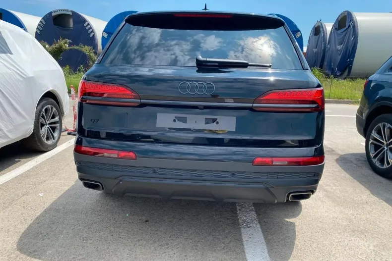 Audi Q7 din 2024 cu 10 km - oferta AUD129493 - foto 4