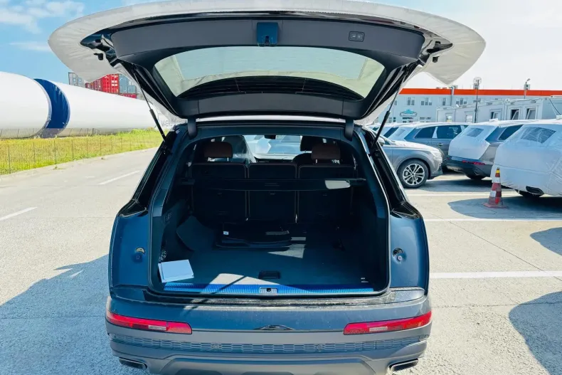 Audi Q7 din 2024 cu 10 km - oferta AUD129499 - foto 6