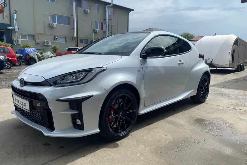 Toyota Yaris din 2024 cu 10 km - oferta TOY129502 - foto 8