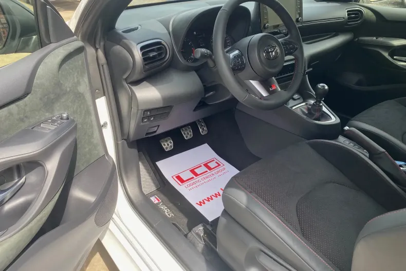 Toyota Yaris din 2024 cu 10 km - oferta TOY129502 - foto 10