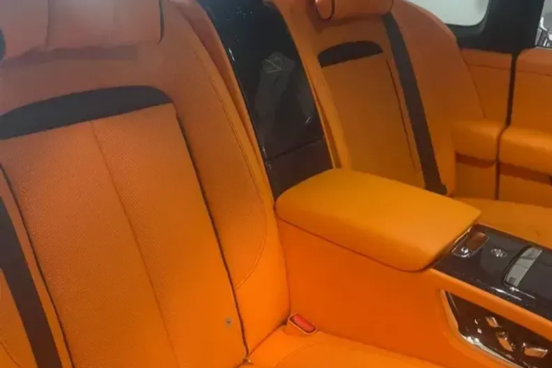 Rolls-Royce Cullinan din 2024 cu 10 km - oferta ROL129503 - foto 11