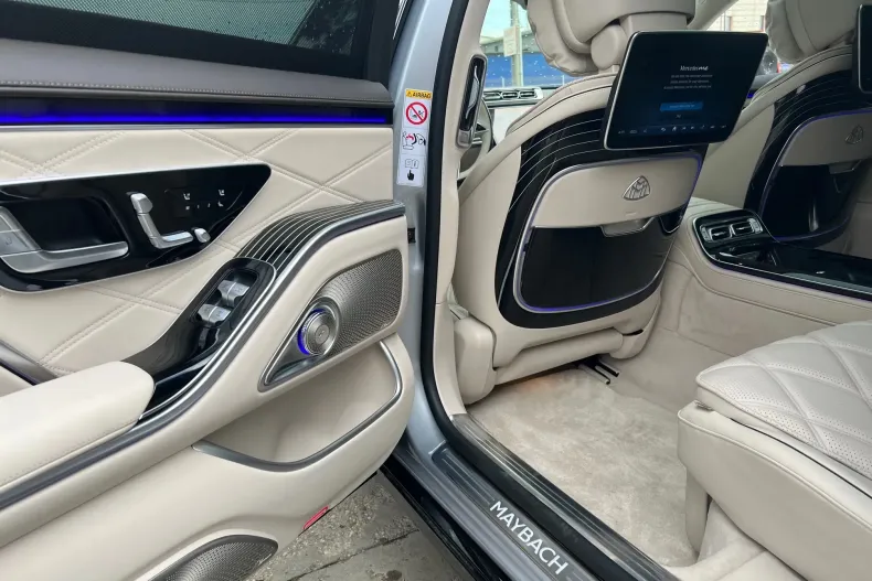 Mercedes-Benz S Maybach din 2023 cu 10 km - oferta MER129507 - foto 13