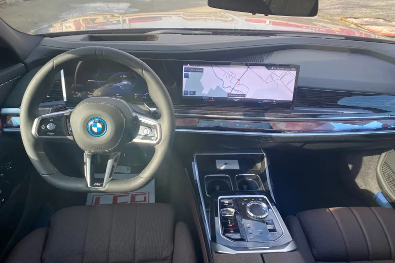 BMW i7 din 2023 cu 10 km - oferta BMW129509 - foto 12