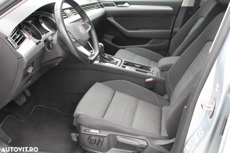 Volkswagen Passat din 2022 cu 130.419 km - oferta VOL129522 - foto 10