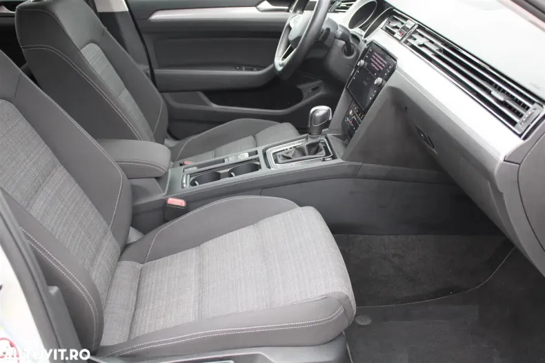 Volkswagen Passat din 2022 cu 130.419 km - oferta VOL129522 - foto 14
