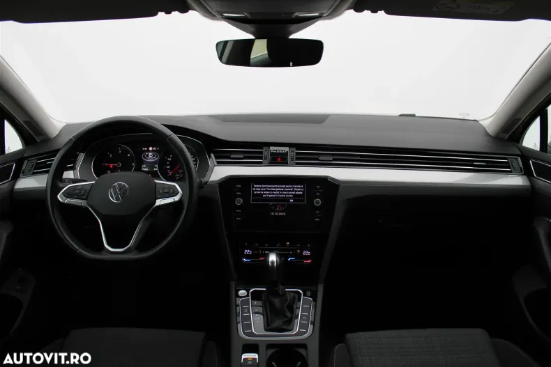 Volkswagen Passat din 2022 cu 130.419 km - oferta VOL129522 - foto 15