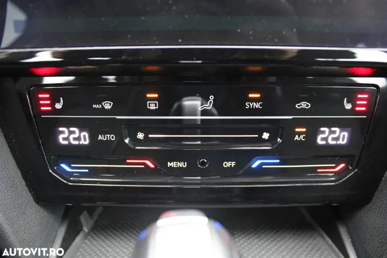 Volkswagen Passat din 2022 cu 130.419 km - oferta VOL129522 - foto 18