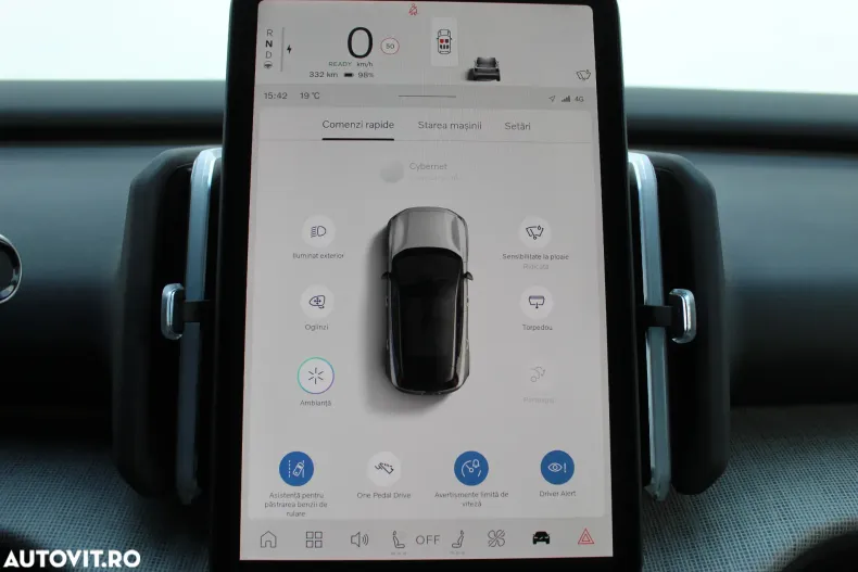 Volvo EX30 din 2024 cu 5 km - oferta VOL129524 - foto 16