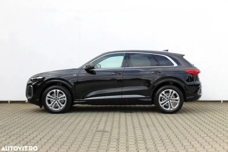 Audi Q5 din 2025 cu 3.211 km - oferta AUD129527 - foto 2