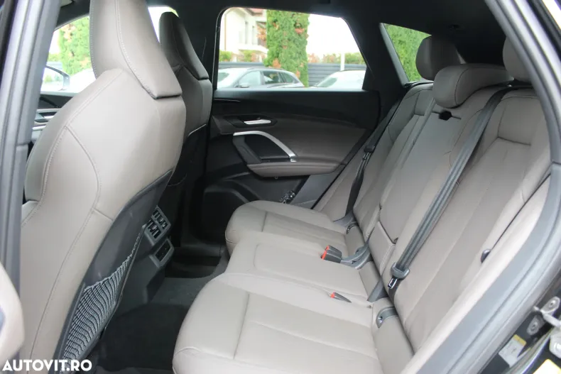 Audi Q5 din 2025 cu 3.211 km - oferta AUD129527 - foto 14