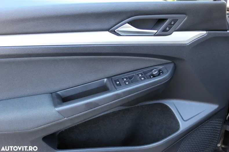 Volkswagen Golf din 2021 cu 155.670 km - oferta VOL129530 - foto 9