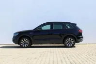 Volkswagen Touareg din 2022 cu 74.189 km - oferta VOL129539 - foto 2