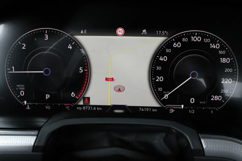 Volkswagen Touareg din 2022 cu 74.189 km - oferta VOL129539 - foto 18