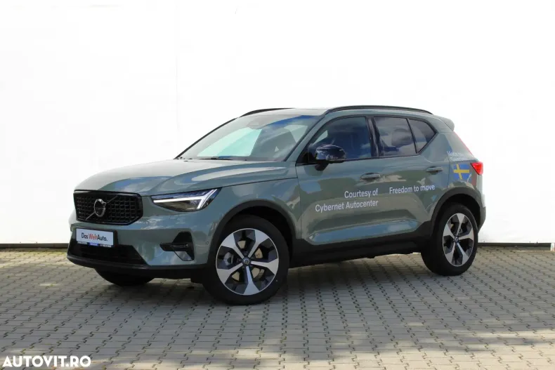 Volvo XC40 din 2025 cu 500 km - oferta VOL129540 - foto 1