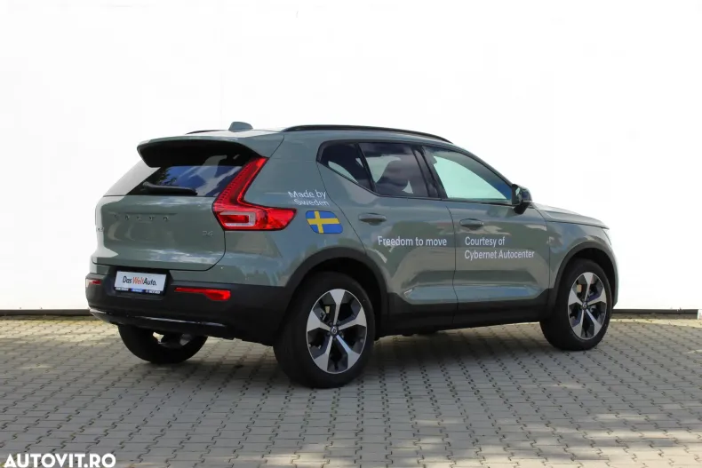 Volvo XC40 din 2025 cu 500 km - oferta VOL129540 - foto 11