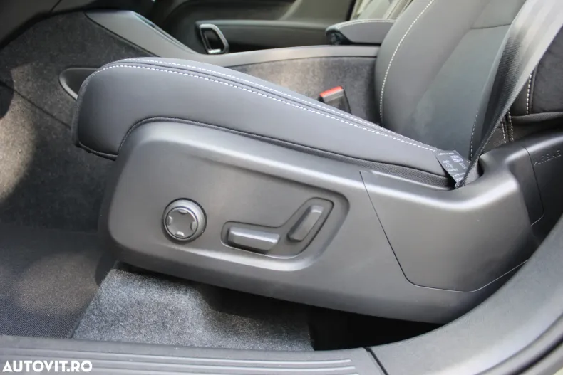 Volvo XC40 din 2025 cu 500 km - oferta VOL129540 - foto 23