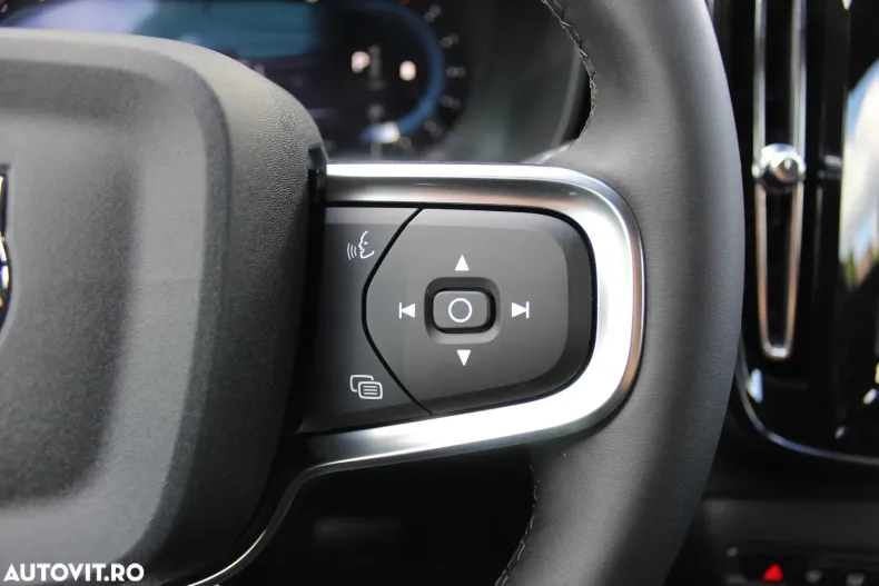 Volvo XC40 din 2025 cu 500 km - oferta VOL129540 - foto 28