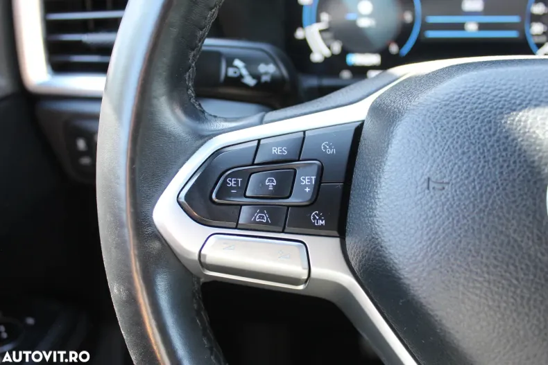 Volkswagen Amarok din 2023 cu 59.968 km - oferta VOL129541 - foto 16