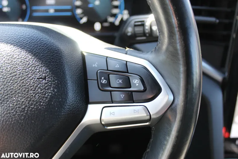 Volkswagen Amarok din 2023 cu 59.968 km - oferta VOL129541 - foto 17