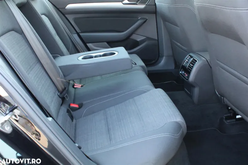 Volkswagen Passat din 2020 cu 57.001 km - oferta VOL129546 - foto 14