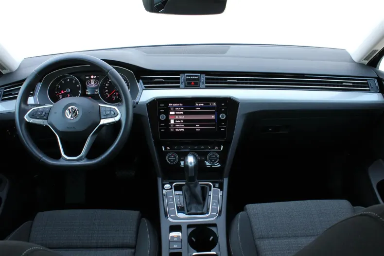 Volkswagen Passat din 2020 cu 57.001 km - oferta VOL129546 - foto 16