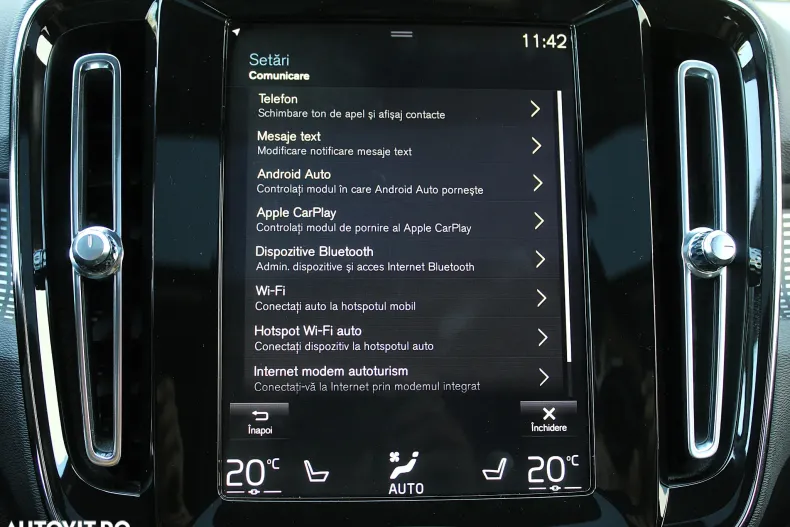 Volvo XC40 din 2020 cu 52.243 km - oferta VOL129548 - foto 29