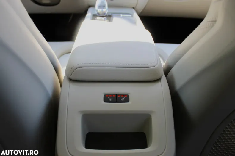 Volvo XC60 din 2025 cu 5 km - oferta VOL129549 - foto 31