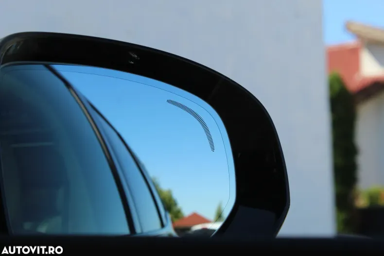 Volvo XC60 din 2025 cu 5 km - oferta VOL129549 - foto 36