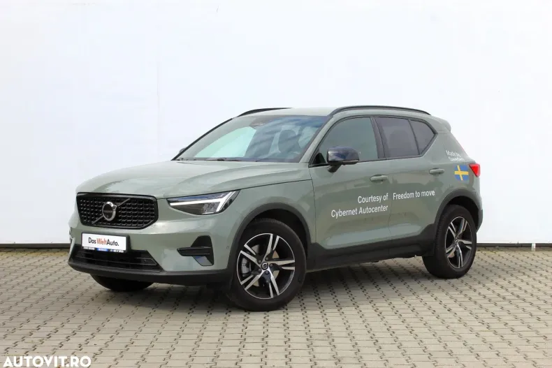 Volvo XC40 din 2025 cu 3.000 km - oferta VOL129554 - foto 1