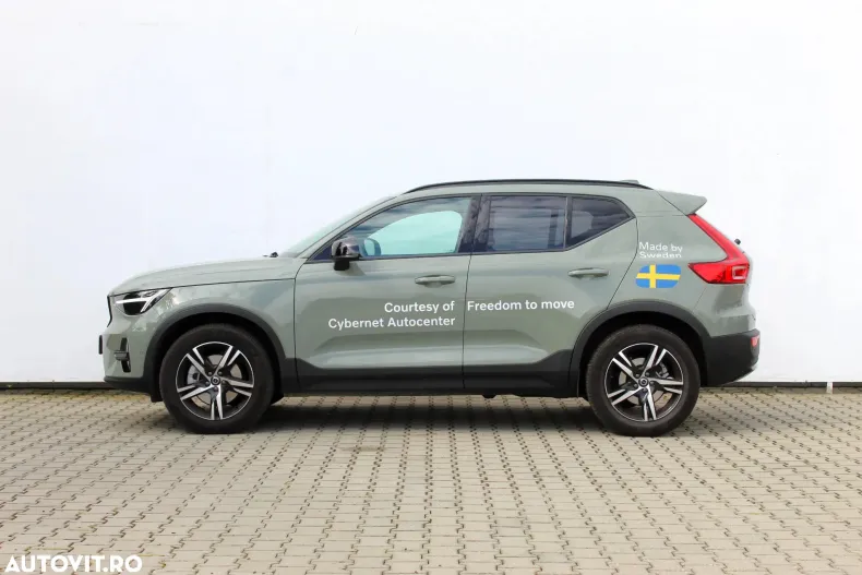 Volvo XC40 din 2025 cu 3.000 km - oferta VOL129554 - foto 2