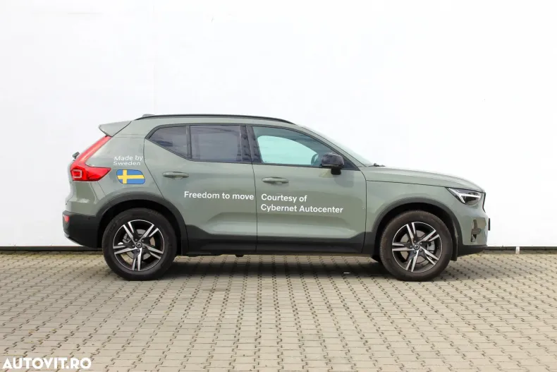 Volvo XC40 din 2025 cu 3.000 km - oferta VOL129554 - foto 6