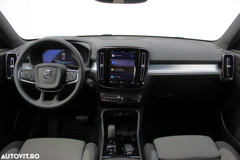 Volvo XC40 din 2025 cu 3.000 km - oferta VOL129554 - foto 15