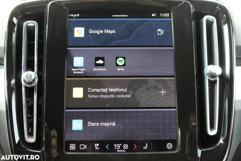 Volvo XC40 din 2025 cu 3.000 km - oferta VOL129554 - foto 24