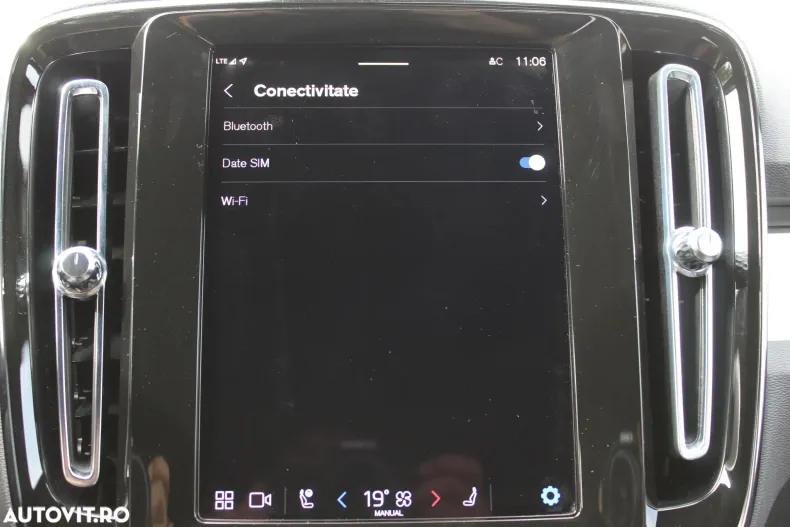 Volvo XC40 din 2025 cu 3.000 km - oferta VOL129554 - foto 33