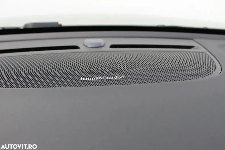 Volvo XC40 din 2025 cu 3.000 km - oferta VOL129554 - foto 37